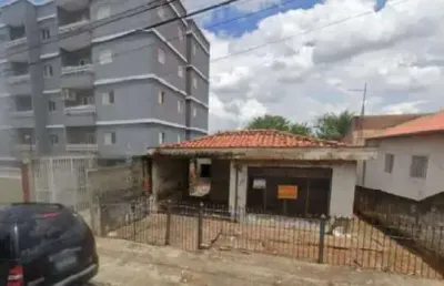 Imovel para reforma - abaixo do preço  ponto residencial/comercial: bom para comércio/clínica médica