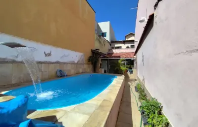 Casa com 3 quartos à venda na Rua Quartzo, 10, Sol e Mar, Macaé