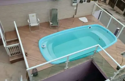 Casa com 5 quartos à venda na Rua Flávio Moreira de Souza, 12, Glória, Macaé