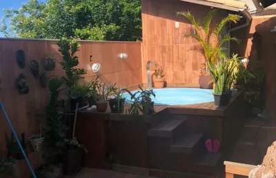 Casa em condomínio fechado com 3 quartos à venda no Horto, Macaé 