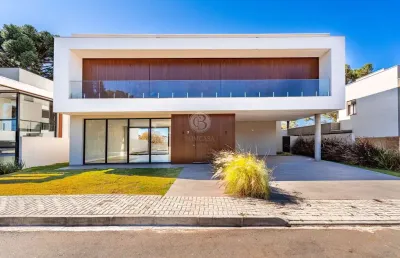 Casa em condomínio fechado com 4 quartos à venda na rua inácio wichnewski, 920, orleans, curitiba, 500 m2 por r$ 4.970.000