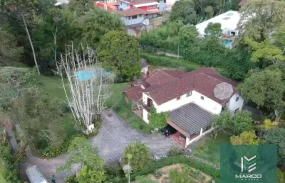 Casa com 5 dormitórios à venda, 436 m² por r$ 2.500.000,00 - bom retiro - teresópolis/rj
