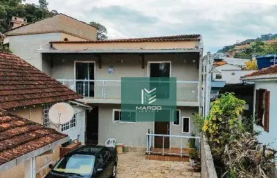 Casa com 4 dormitórios à venda, 221 m² por r$ 800.000,00 - bom retiro - teresópolis/rj