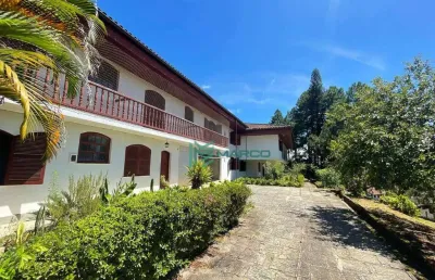 Casa com 5 dormitórios à venda, 733 m² por r$ 3.990.000,00 - iucas - teresópolis/rj