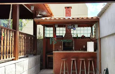 Casa com 4 dormitórios à venda, 101 m² por r$ 1.000.000 - várzea - teresópolis/rj