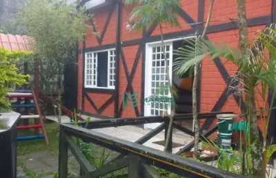 Casa com 5 dormitórios à venda, 115 m² por r$ 990.000 - alto - teresópolis/rj