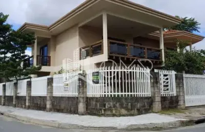 Sobrado com 3 quartos à venda, jardim icaraí - barra velha