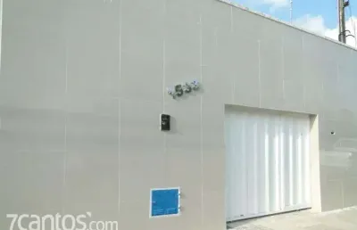 Casa com 3 quartos para alugar na Rua Joaquim Felício, 1533, Guajerú, Fortaleza