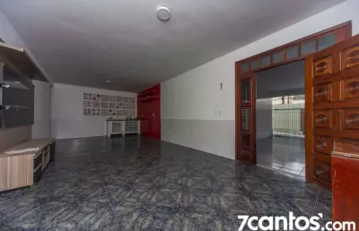 Casa com 3 quartos para alugar na Rua Paraná, 1163, Democrito Rocha, Fortaleza