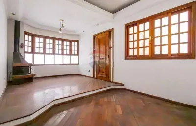Casa com 3 quartos para alugar na Rua Conselheiro Saraiva, 506, Santana, São Paulo