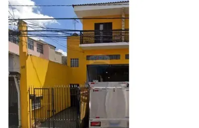 Casa com 2 quartos para alugar na Rua Gonçalves Figueira, 50, Vila Bandeirantes, São Paulo