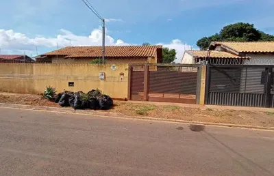 Térrea para venda possui 82 metros quadrados com 3 quartos