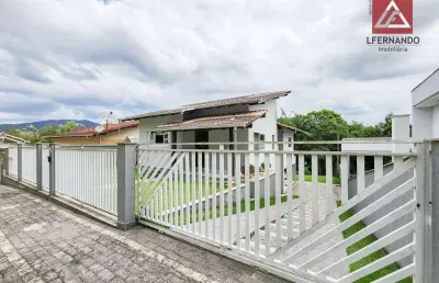 Casa com 3 dormitórios, sendo 1 suíte à venda, 216 m² por r$ 1.300.000 - escola agrícola - blumenau/sc