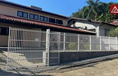 Casa com 3 dormitórios, sendo 1 suíte à venda, 262 m² por r$ 1.300.000 - velha - blumenau/sc