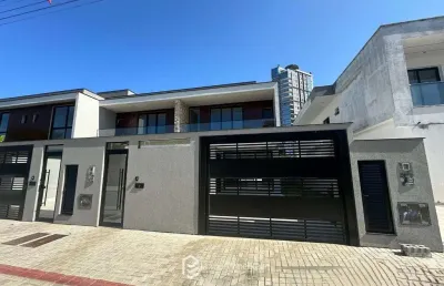 Casa alto padrão com 3 suítes no residencial porto belo