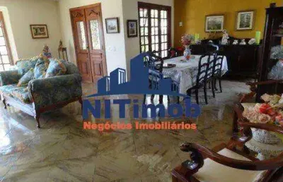 Vendo linda casa no condominio de alto padrão ubá 7.