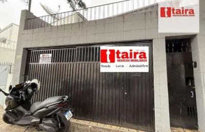 Casa comercial ampla com vários  cômodos . quintal e varanda.
