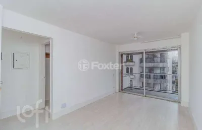 Apartamento indianópolis - 45m², 1 dorm, 1 vaga, armários.