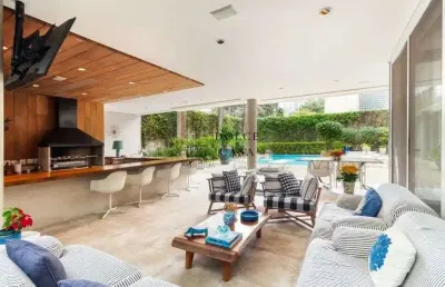 Casa exclusiva no jardim europa - 5 suites, piscina, sauna e academia