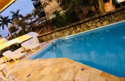Apartamento com 3 quartos à venda na Rua Dona Vitória Yunes Stefano, Enseada, Guarujá