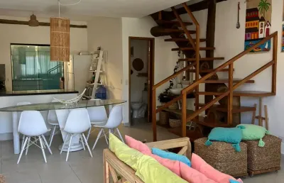 Casa em maresias com 2 suítes e área gourmet, a 200m da praia