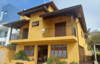 Casa dos sonhos cond ecopark: conforto, lazer completo e vista panorâmica para o lago