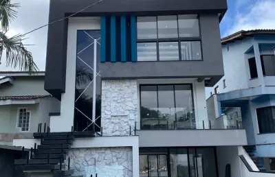 Sobrado de alto padrão à venda no condomínio aruã – 280 m² de sofisticação e conforto