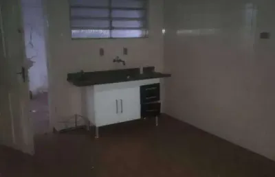 Jaguaré – terreno (casa) a venda, com duas casas antigas.