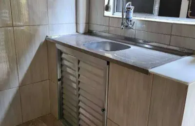 Aluga-se casa na avenida brasília, 591 - bairro vera teresa- caieiras/sp.