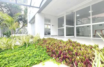 Único...garden, duplex, duas suítes com lavabo e churrasqueira mais  duas vagas.