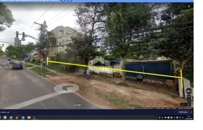 Oportunidade para construtora  com 24 metros de frente no terreno