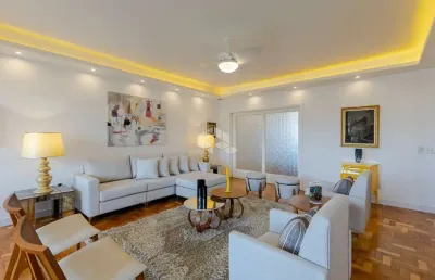 Lindíssimo apartamento reformado e decorado com muito requinte em frente a praça julio de castilhos