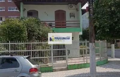 Sobrado com 4 dorms, centro, mongaguá - r$ 1.8 mi, cod: 832811