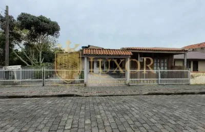 Casa com 4 quartos à venda no Meia Praia, Navegantes 