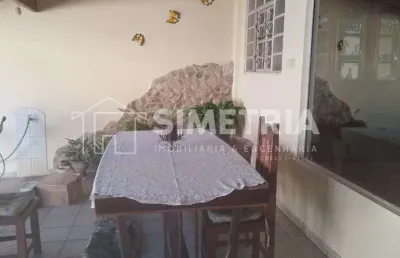 Venda – cód. crv1462507 – casa em região comercial na santa cruz!