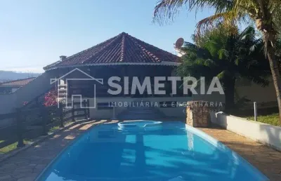 Venda – cód. crv1472507 – uma chácara dentro da cidade!