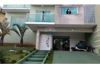 'casa dos sonhos no condomínio arujá country club à venda'