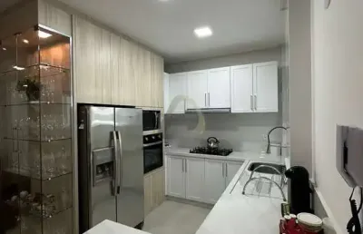 Apartamento com 2 quartos à venda na rua 254 a, 320, andorinha, itapema por r$ 1.790.000