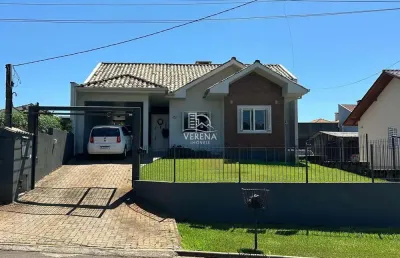 Charmosa e aconchegante residência plana em linha santa cruz