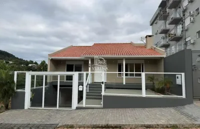 Casa com 3 quartos à venda na Rua Capitão Jorge Frantz, 275, Centro, Santa Cruz do Sul