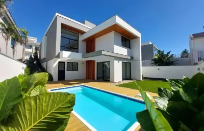 Casa em condomínio fechado com 3 quartos à venda na Rua das Cambiúnas, Pedra Branca, Palhoça