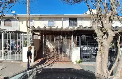Sobrado à venda - 102 m2 recém-reformado e pronto para morar!