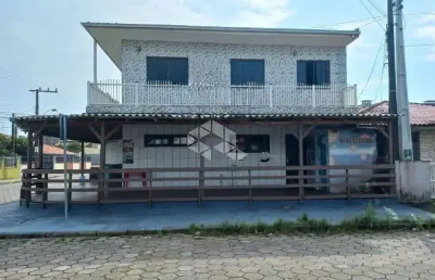 Excelente sobrado de esquina com ponto comercial - são francisco do sul/sc