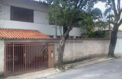 Casa à venda na Rua São João Nepomuceno, Santo Antônio, Belo Horizonte