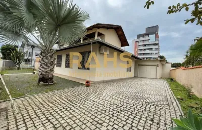 Casa com 3 quartos à venda na Rua Alagoas, 269, Anita Garibaldi, Joinville