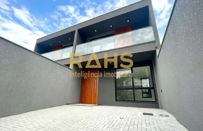 Sobrado geminado localizado no bairro jardim sofia, próximo ao shopping garten, 3 suítes e 2 vagas individuais