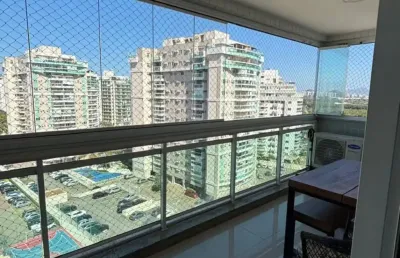 Vendo apartamento 3 quartos no freedom barra olímpica