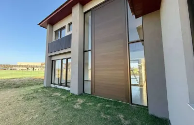 Casa de condomínio para vender com 5 quartos 5 suítes no bairro praia do forte em mata de são joão