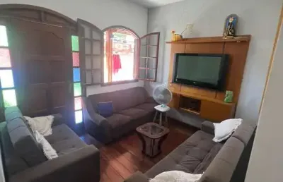 Casa com 3 quartos à venda na Rua Professor Raphael Hardy, Padre Eustáquio, Belo Horizonte