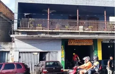 Casa com 3 quartos à venda na Avenida José Faria da Rocha, Eldorado, Contagem
